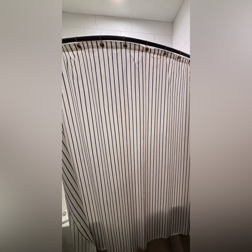 ZARA HOME Striped Shower Curtain - Picture 5 of 6